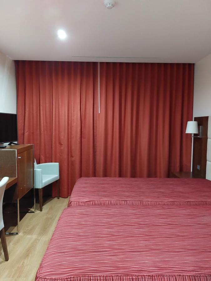 Hotel Aguiar Da Pena ヴィーラ・ポウカ・デ・アギアル エクステリア 写真