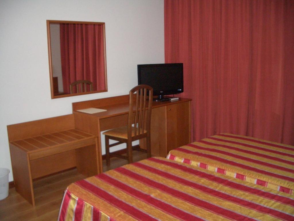 Hotel Aguiar Da Pena ヴィーラ・ポウカ・デ・アギアル 部屋 写真