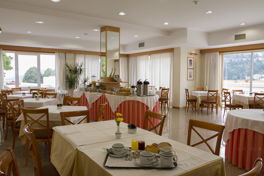 Hotel Aguiar Da Pena ヴィーラ・ポウカ・デ・アギアル エクステリア 写真